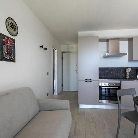 Raffaello Residenza Borgo Degli Artisti 2 Parzanica Exterior foto